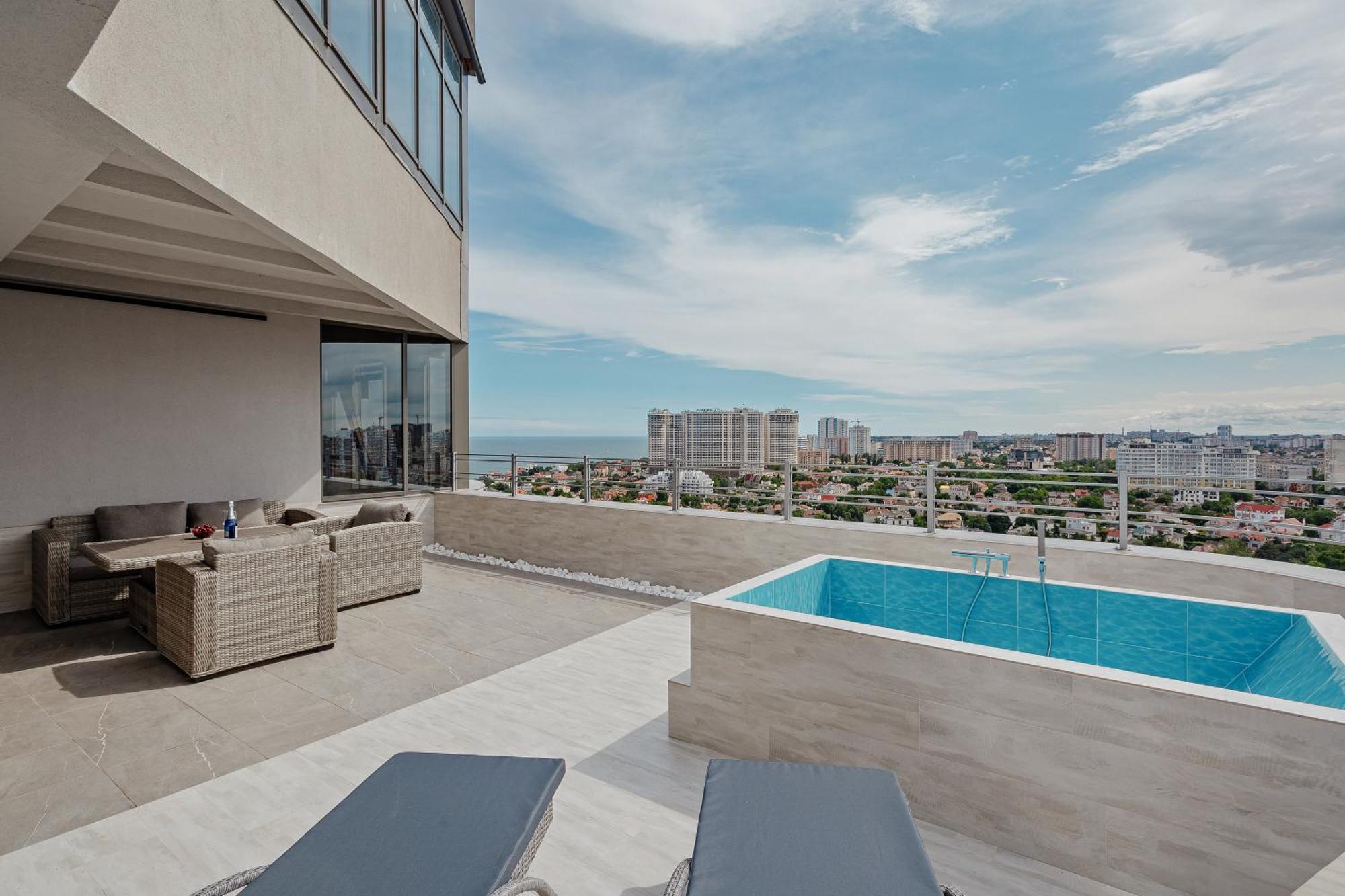 Plaza Arcadia Apartments Odessa Zimmer foto
