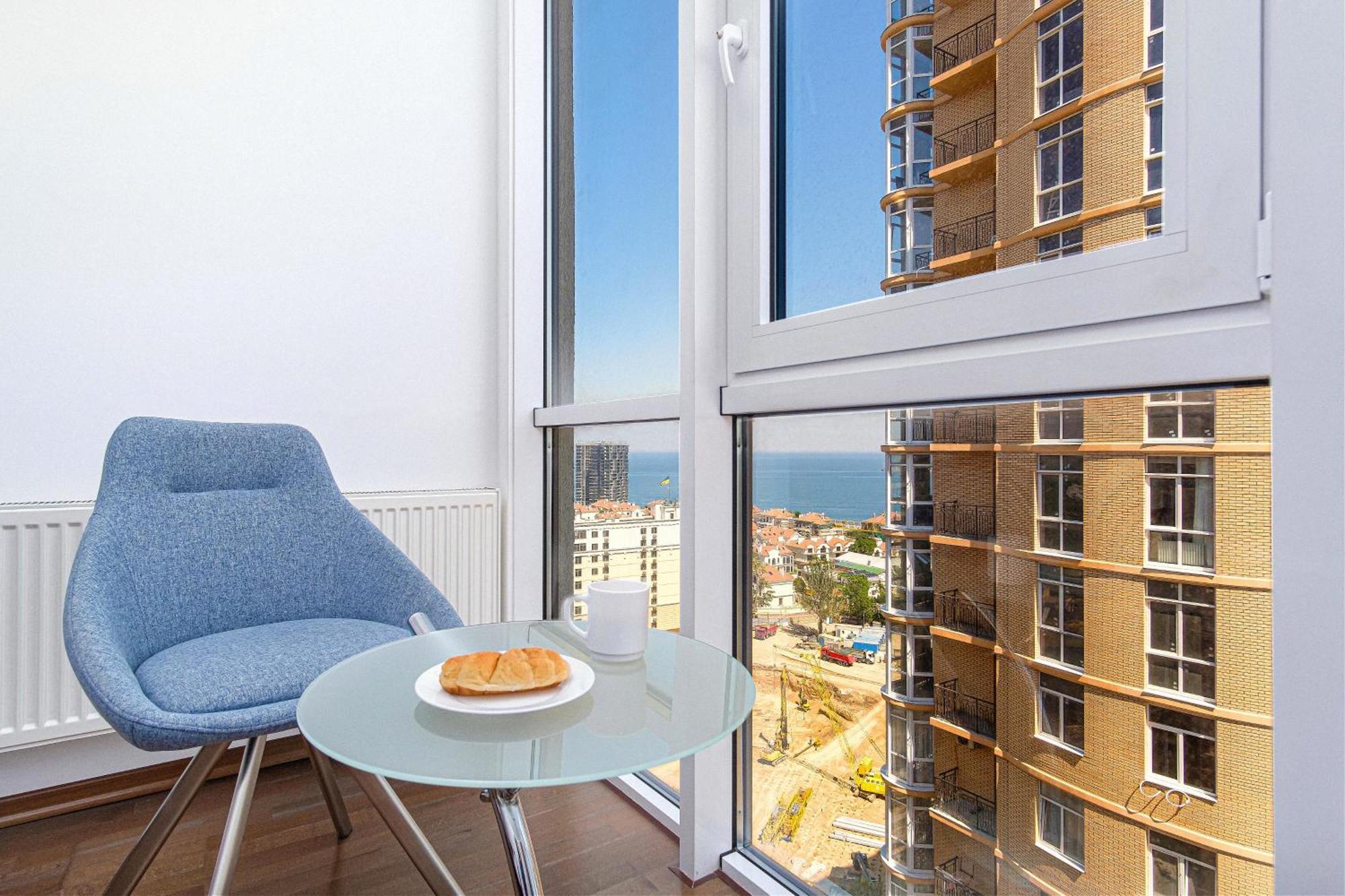 Plaza Arcadia Apartments Odessa Zimmer foto